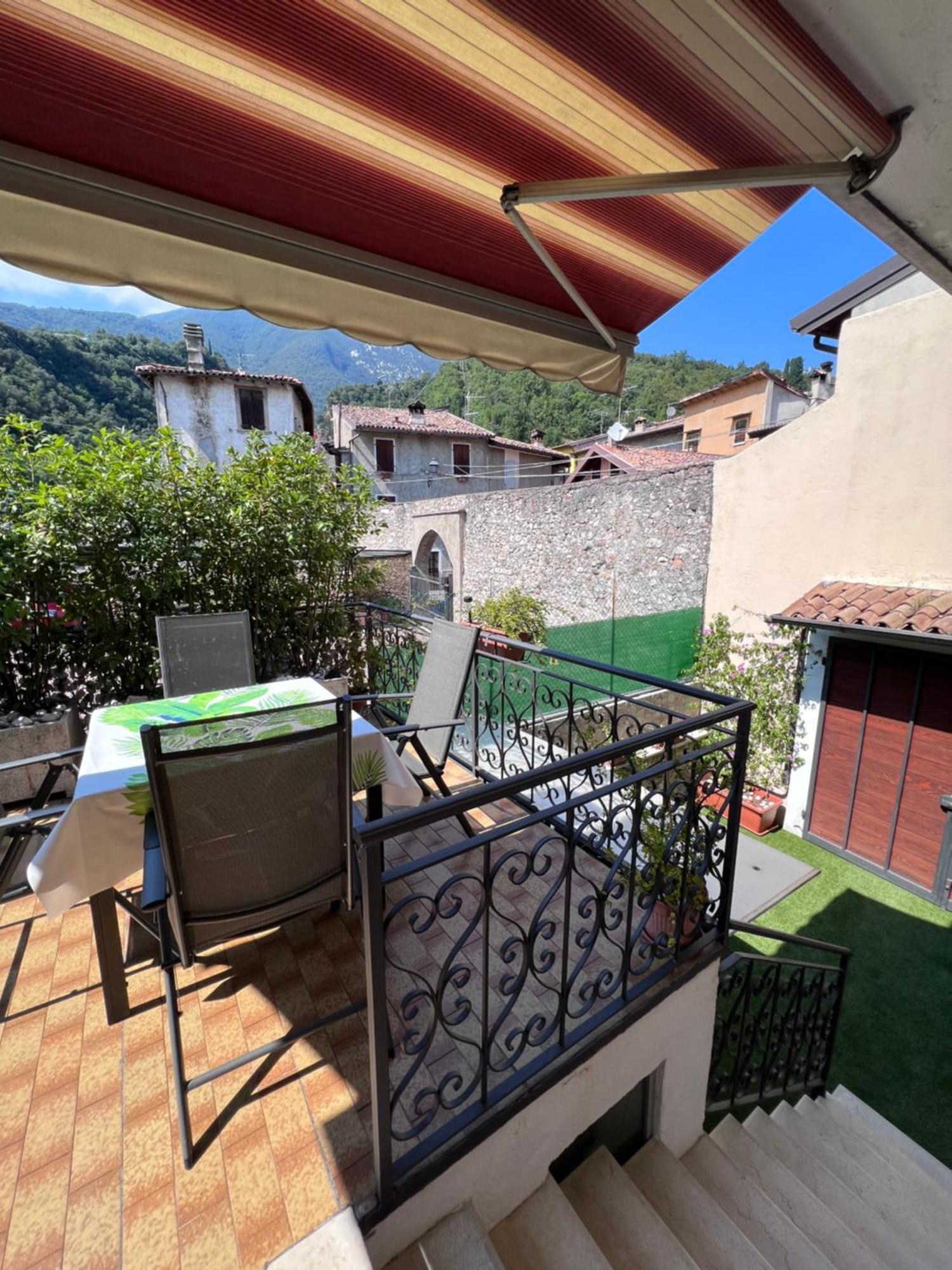 טוסקולנו מדרנו Casa Caterina 2 Storey House, With A Mountain View מראה חיצוני תמונה