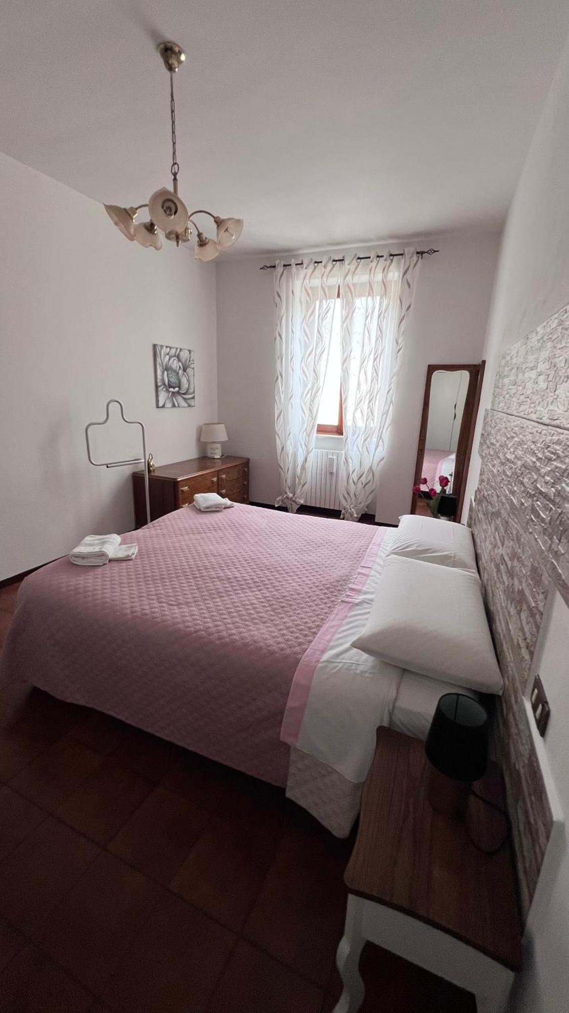 טוסקולנו מדרנו Casa Caterina 2 Storey House, With A Mountain View מראה חיצוני תמונה